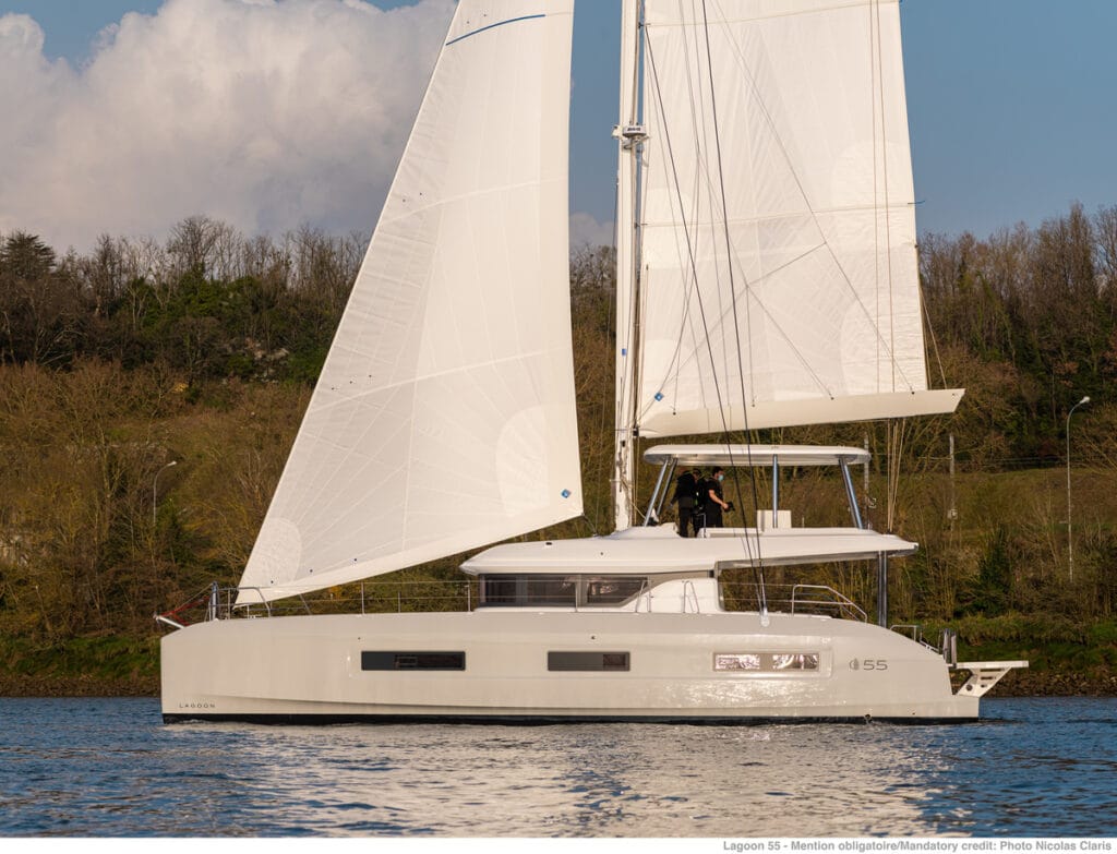 Lagoon 55