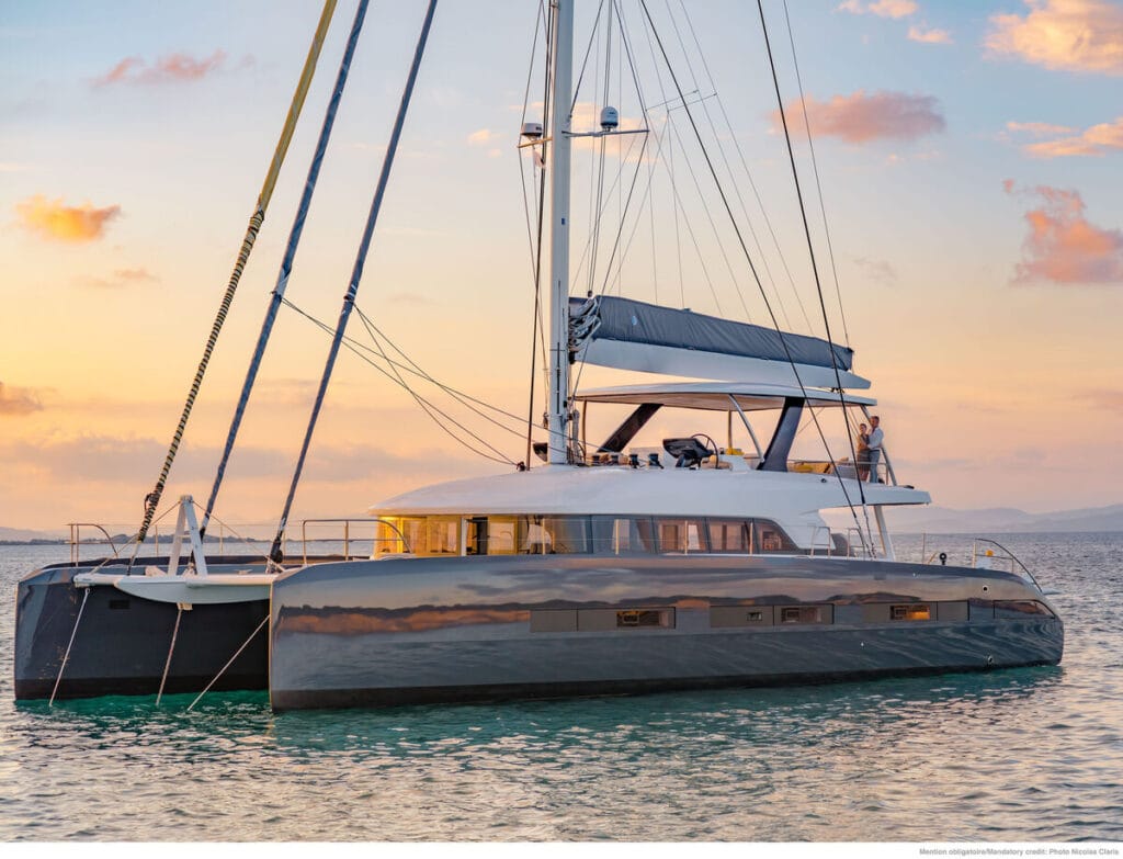 Lagoon Seventy7