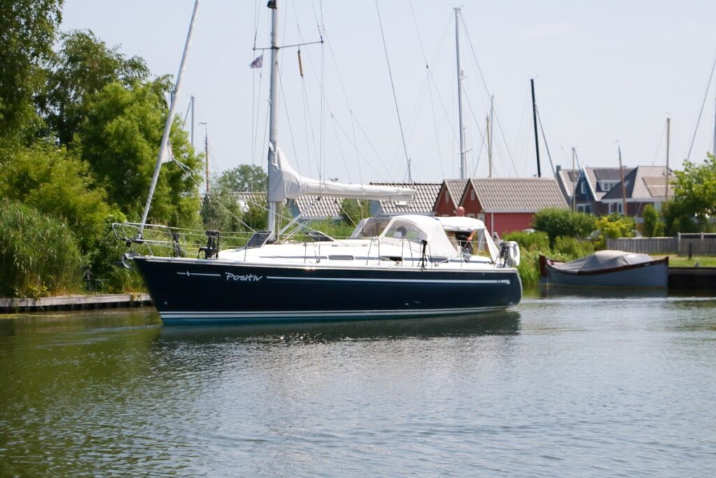 Bavaria 37/2